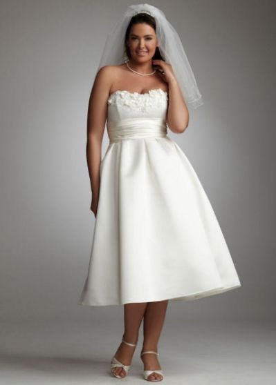 Illustration for article titled Ever sell a wedding dress?
